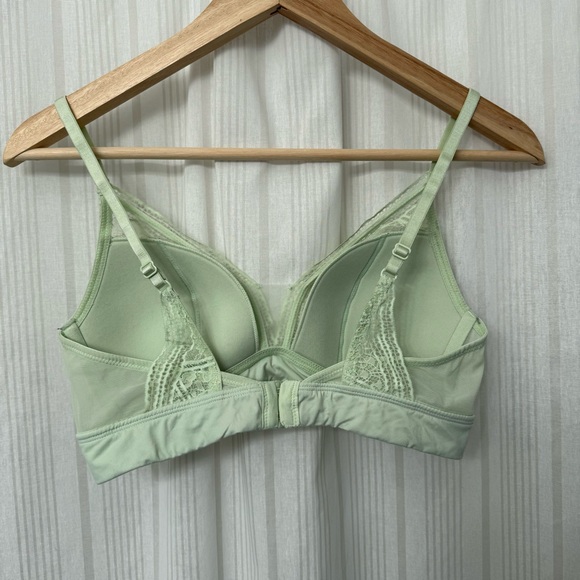 EUC 🔥 Auden Lightly Lined Bralette lacy light mint green size Medium - Picture 2 of 9